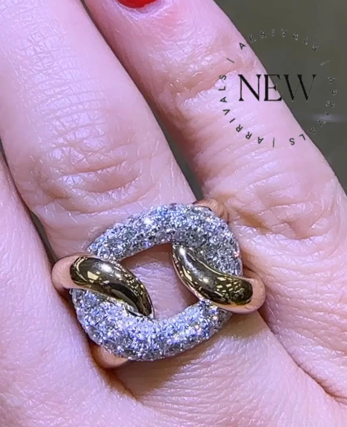 1.33ct tw Ladies Two Tone Gold Link Diamond & Gold Ring