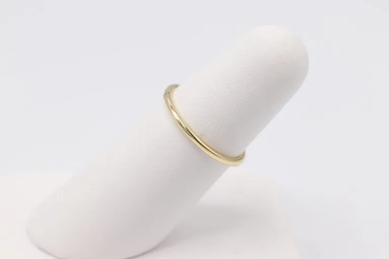 14k yellow gold stalking ring 0.2 carat 1st,round diamond