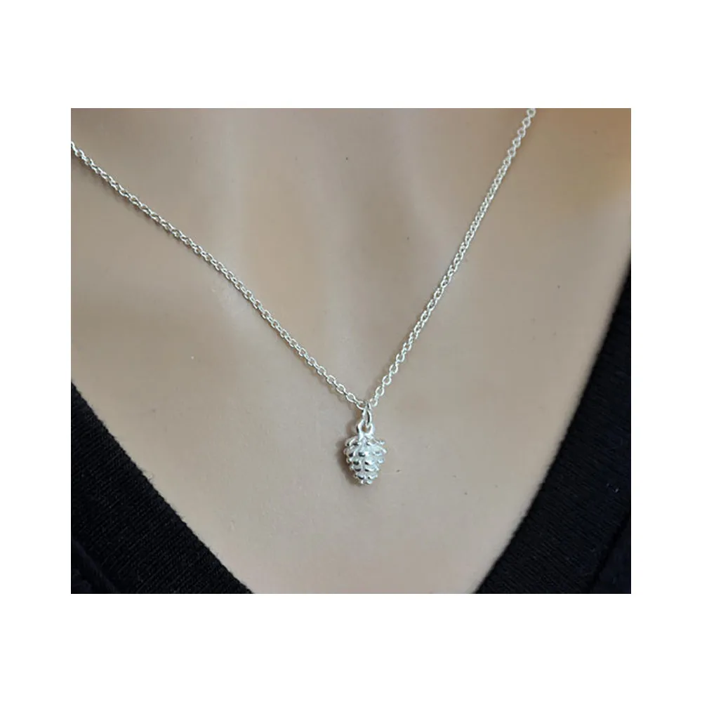 Beautiful Acorn Necklaces Pendants Plants Fashion Simple Jewelry