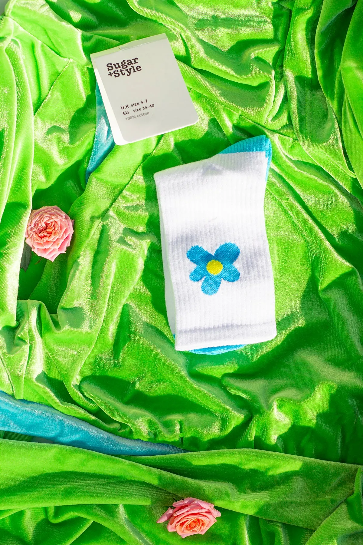 Bright Single Cartoon Flower Motif Socks