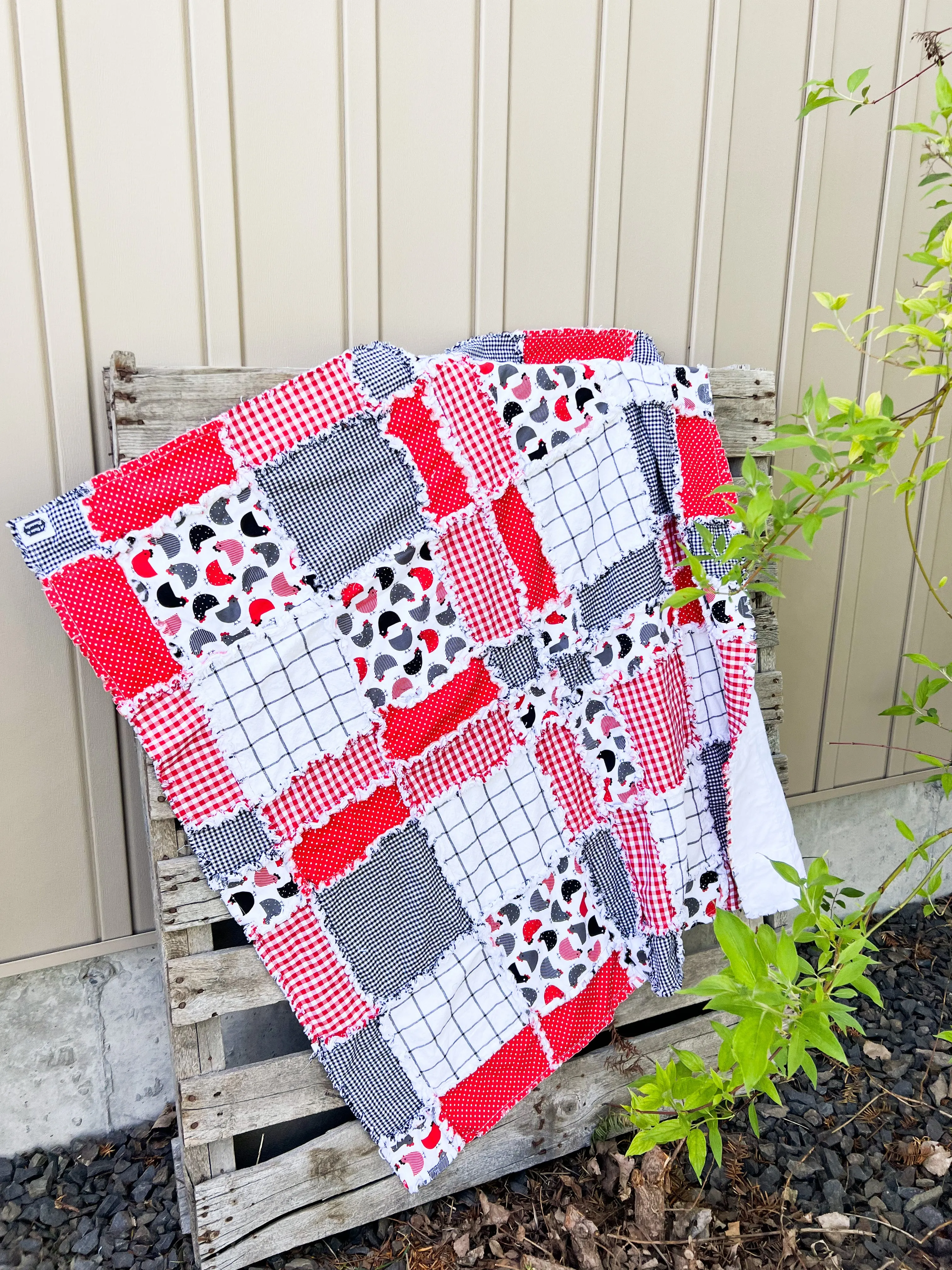 Disappearing 9 Square Rag Quilt Pattern