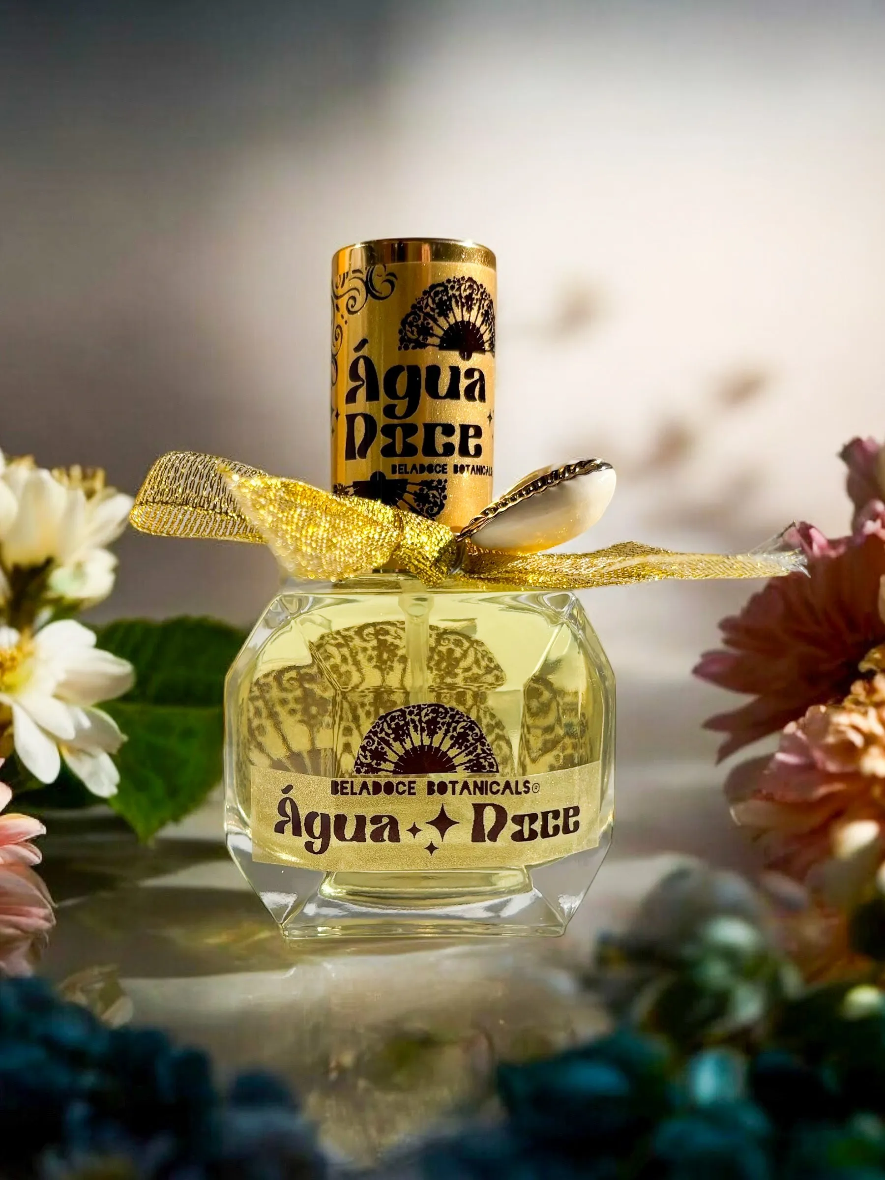 Água Doce Honey   Ylang Ylang Perfume