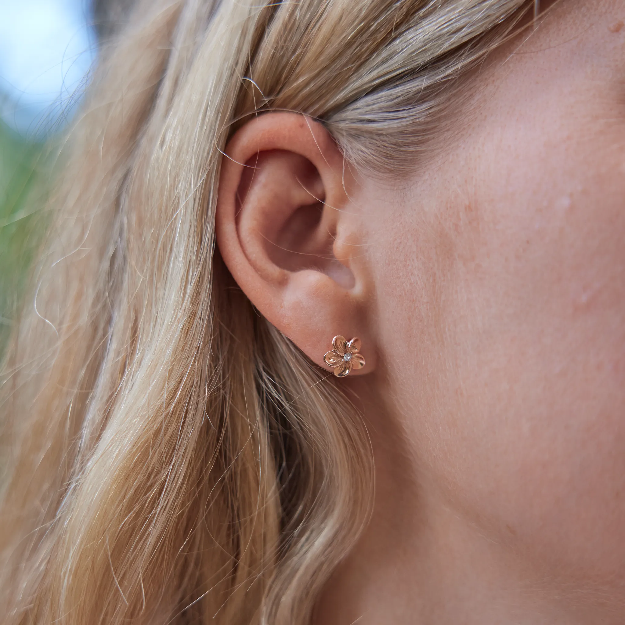 Hawaiian Heirloom Plumeria Earrings in Rose Gold with Diamonds - 9mm