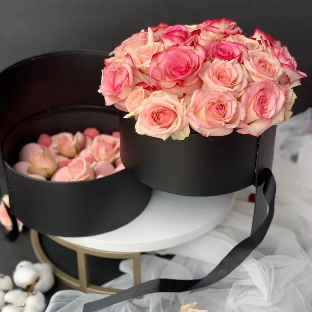 Luxury Floral & Dessert Gift Box