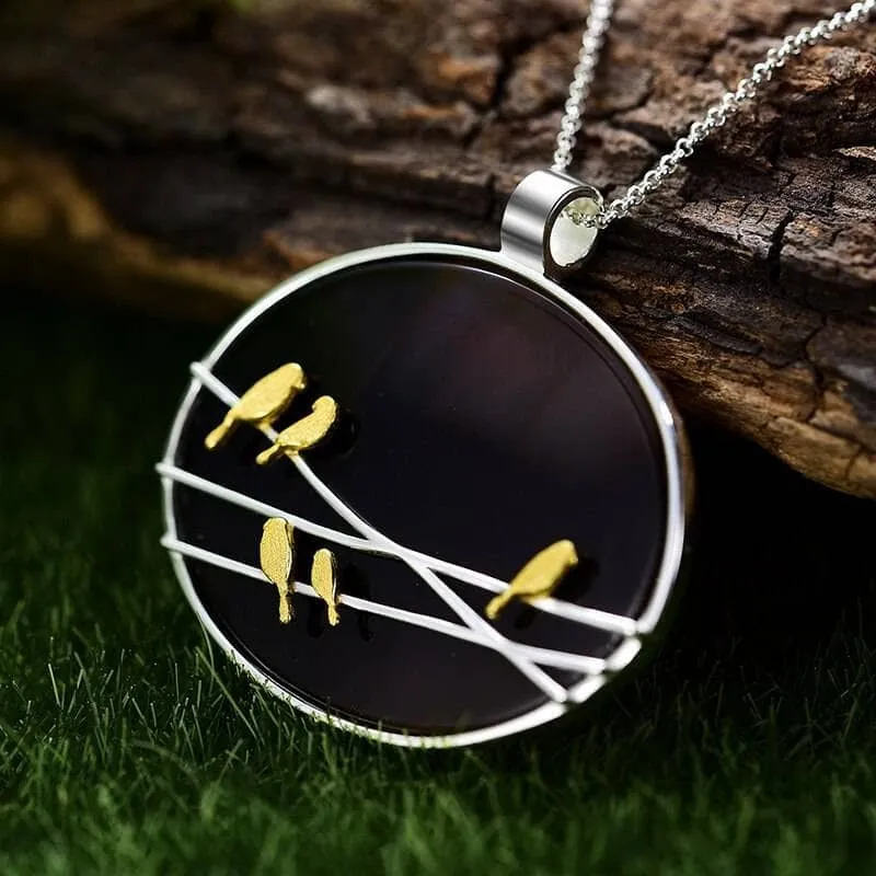 Natural Agate Lovely Birds Pendant