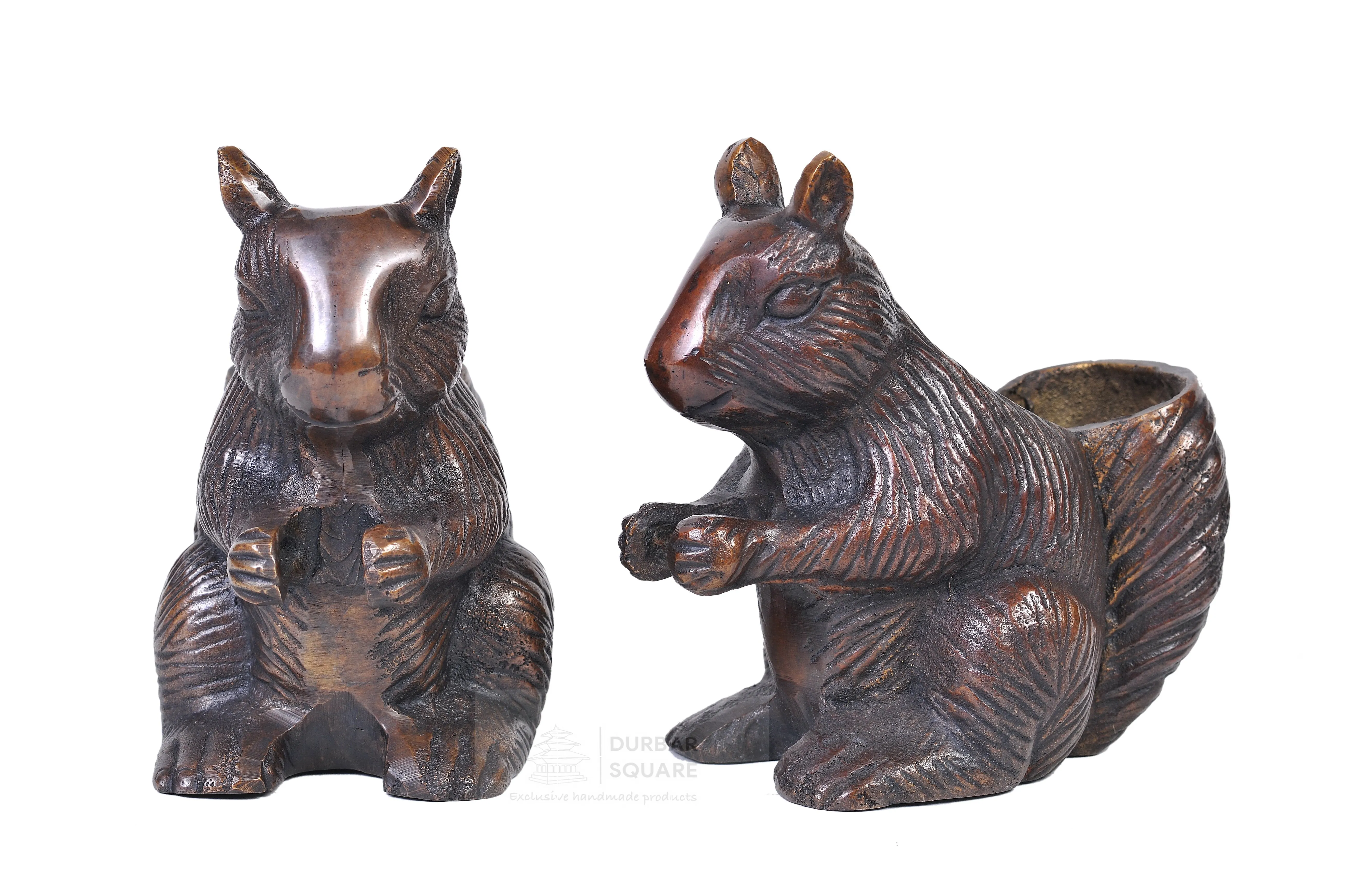 Pen Stand Squirrels