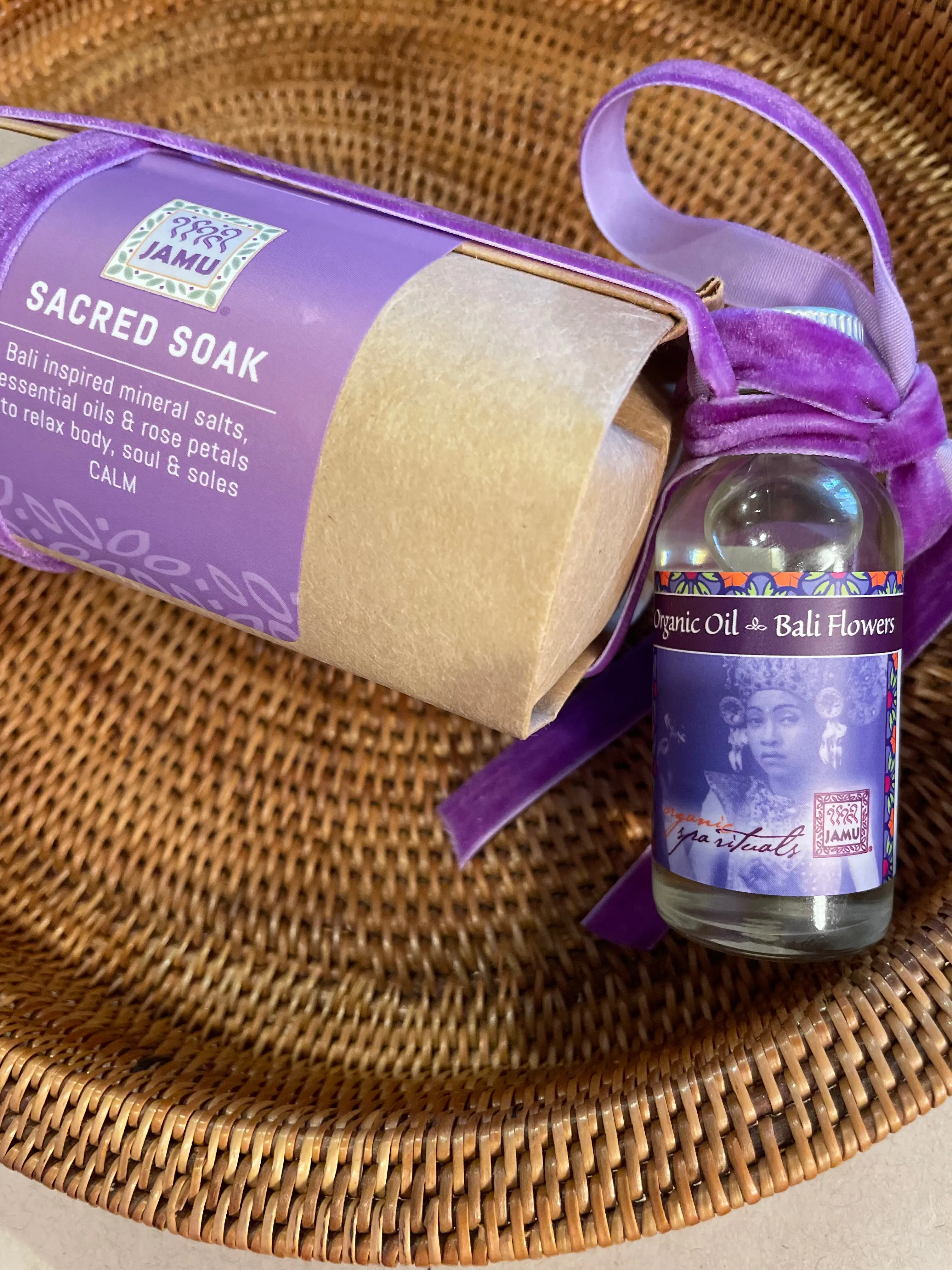 Sacred Soak with Bali Flowers Oil