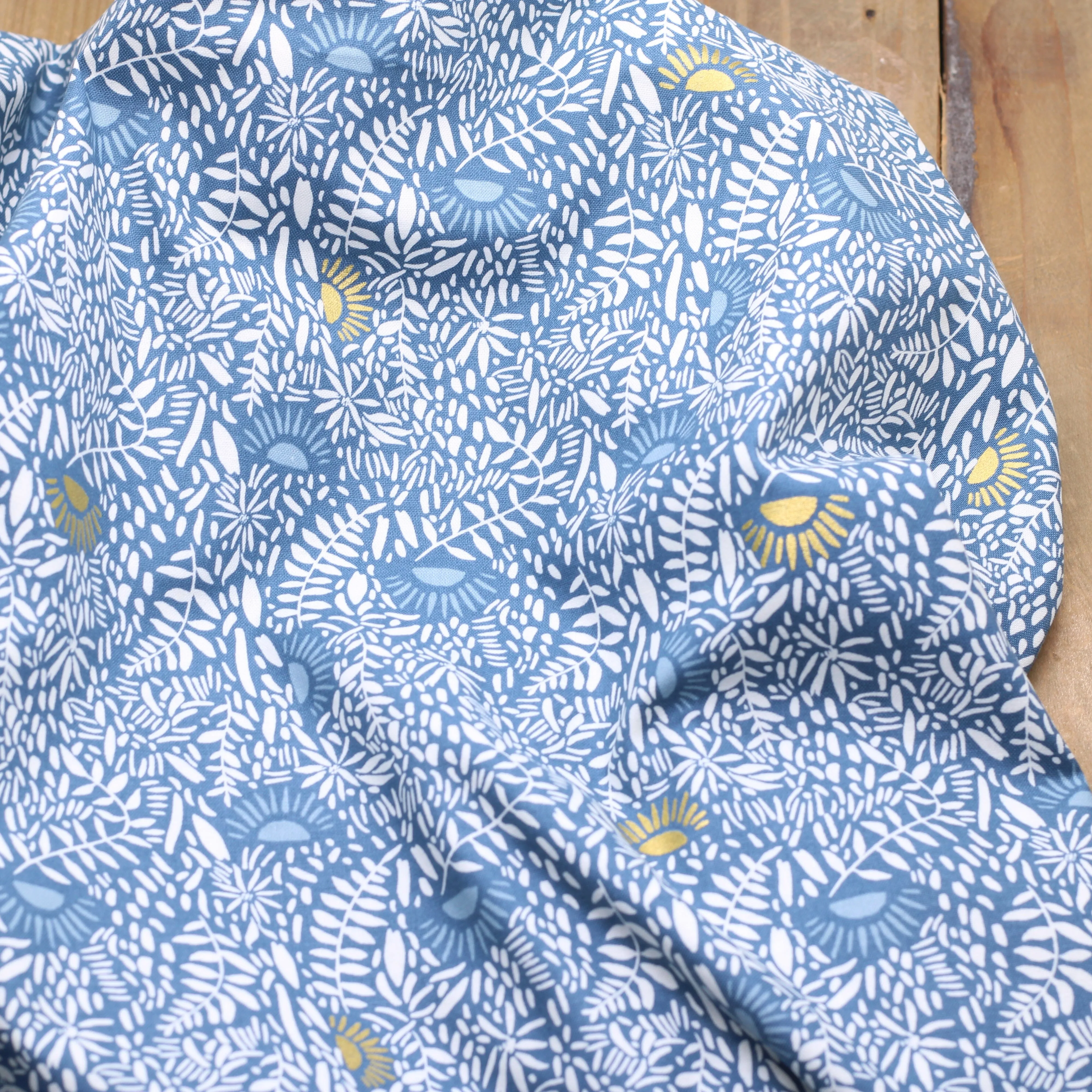 Tissu coton - MARKED BY NATURE - Bleu /Or gold (vendu x10cm)