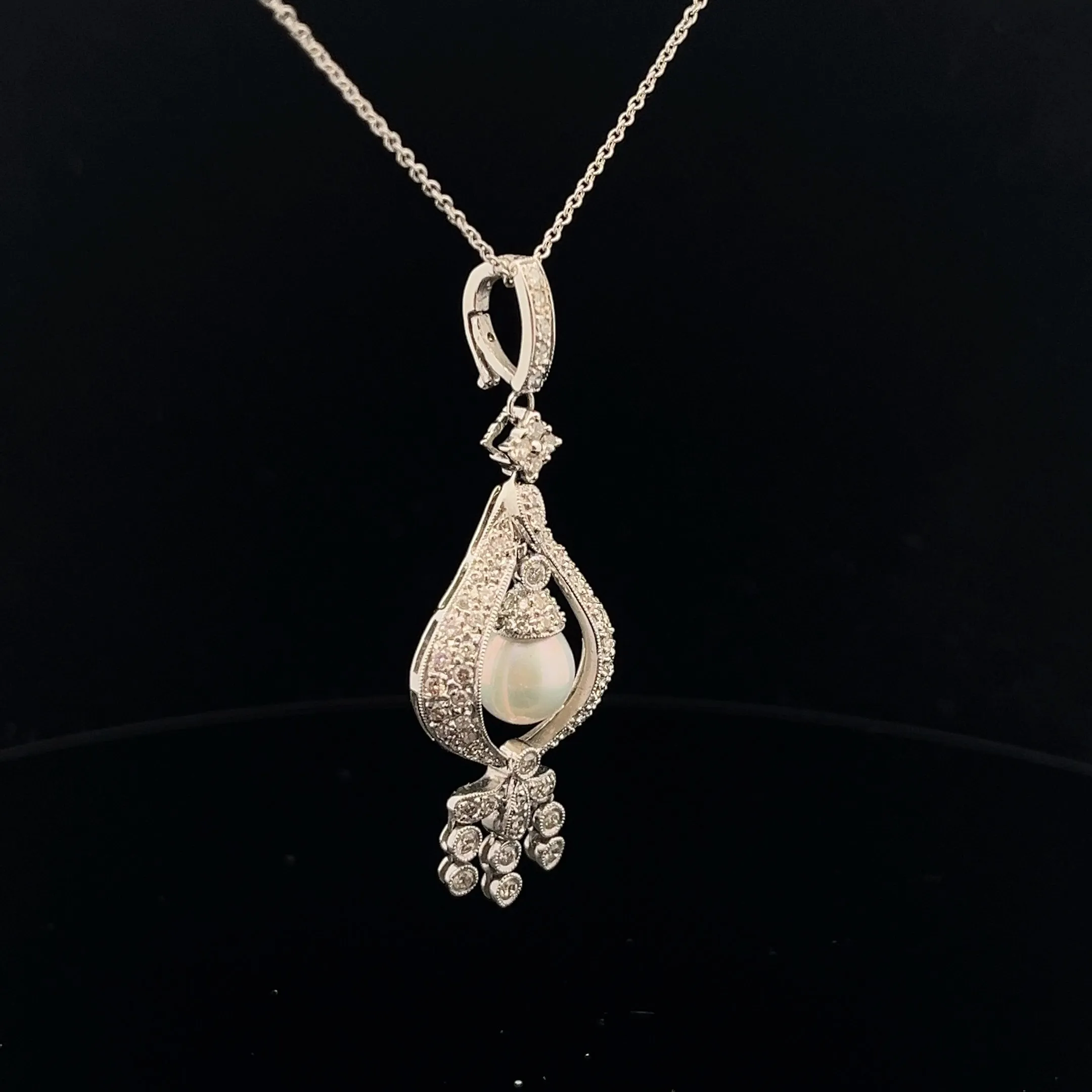 Vintage 14k White Gold 1.00ct G SI1 Round Diamond and  Fresh Water White 8mm Pearl Necklace